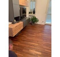 Charmantes 1-Zi.-Apartment mit Balkon im Zentrum von Königsbrunn