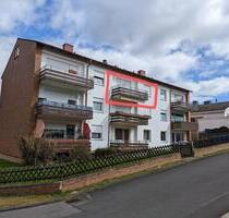 2 Zimmer, Balkon, Küche, Bad, Kfz-Stellplatz, grün und ruhig! - Rotenburg an der Fulda