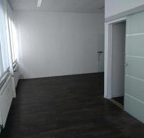 Büro zu vermieten - 425,00 EUR Kaltmiete, ca.  8,50 m² in Schwäbisch Hall (PLZ: 74523)