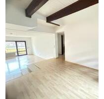 Traumwohnung am Berliner Platz 1 Schwebheim mit Balkon + Garage