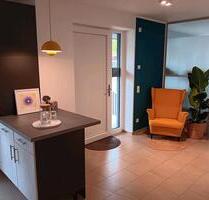 Therapie Coaching Raum - 220,00 EUR Kaltmiete, in Ahrensburg (PLZ: 22926)