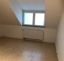 Schöne Dachgeschoss Wohnung - 480,00 EUR Kaltmiete, in Duisburg (PLZ: 47166) Hamborn
