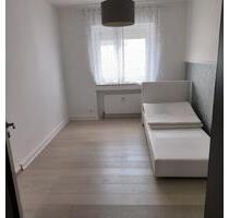 3 Zimmerwohnung mit Balkon - 1.380,00 EUR Kaltmiete, ca.  98,00 m² in Obertshausen (PLZ: 63179)