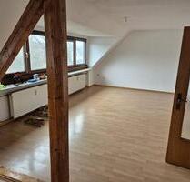 Helle Wohlfühlwohnung mit großem Wohnbereich – sofort einziehen! - Essen Stadtbezirk III