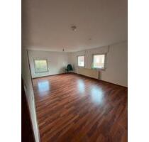 4 Zimmer Wohnung mit Balkon in Stuttgart Stammheim ( Befristet)