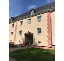 Eigentumswohnung im Grünen - 110.000,00 EUR Kaufpreis, in Glauchau (PLZ: 08371)