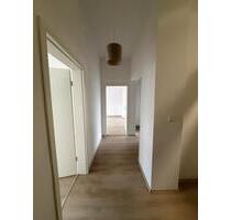 Miete Wohnung - 530,00&nbsp;EUR Kaltmiete, ca.&nbsp; 80,00&nbsp;m&sup2; in Duisburg (PLZ: 47169) Hamborn