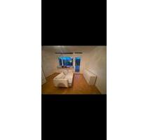 Schöne 1-Raum-Wohnung mit Balkon in Essen-Huttrop