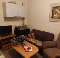 Wohnung ca. 30m² für eine Person, Dame mit Herz bevorzugt - Duisburg Laar