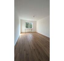 2 Zimmer Wohnung in Tempelhof WG Geeignet - Berlin Tempelhof-Schöneberg