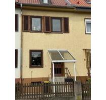 Ihr neues Zuhause in Worms – Gemütliches Reihenmittelhaus mit Gar
