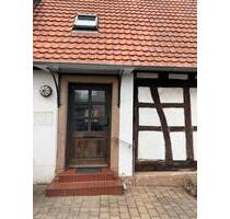 2-Zimmer-Wohnung in ruhiger Lage in Lohnsfeld zu vermieten