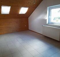 2-Zi.-Whg. mit Küche und Tageslicht-Bad (Zugang vom Schlafzimmer) - Ober-Ramstadt