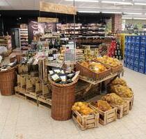 Shop-in-Shop-Konzept auf 80 m² in Oberviechtach