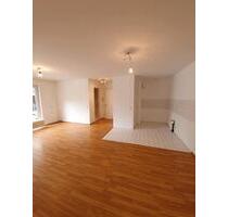 Moderne Wohnung mit Balkon und Tiefgaragenstellplatz - Chemnitz Ebersdorf