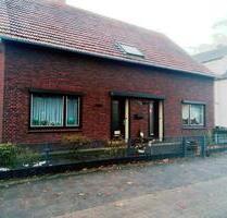 Frisch sanierte Doppelhaushälfte – 4 Zimmer + Garten - Delmenhorst Bungerhof