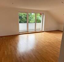 Traumhafte Penthouse Wohnung - 1.680,00 EUR Kaltmiete, ca.  102,00 m² in Hamburg (PLZ: 21075) Harburg