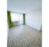 2RW - ideal für Pendler oder Kleinhaushalte l 50 m² l Balkon mit Wintergarten - Weißenfels