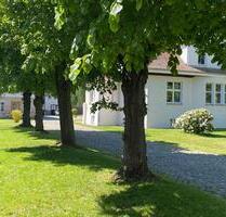 Villa mit Scheune bei Leipzig - 690.000,00 EUR Kaufpreis, in Leipzig (PLZ: 04157) Nord