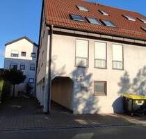 Gepflegter 3 ZW, mit Balkon, Garten & Aufzug, Stufenloser Zugang - Remseck am Neckar