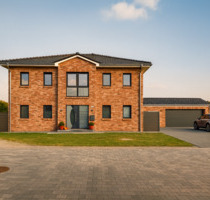 Einfamilienhaus 2023 • 215 m² • 899 m² Grundstück • Doppelgarage - Lüdersdorf