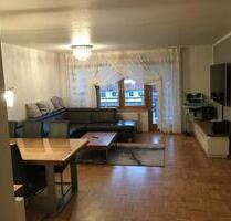 Gepflegte Wohnung mit drei Zimmern und Balkon in Sulzbach am Mai - Sulzbach am Main