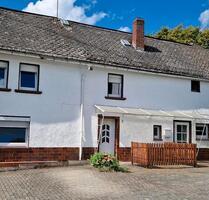 Haus zur Miete - 830,00 EUR Kaltmiete, in Kleinmaischeid (PLZ: 56271)