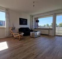 Neu renovierte Wohnung, Nähe Elbe-Kliniken Stade, zu vermieten!
