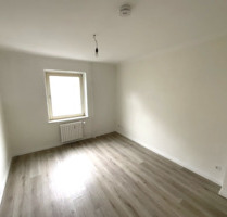 Moderne 2-Zimmer-Wohnung mit großer Küche! - Duisburg Mittelmeiderich