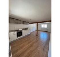 3,5-Zimmer-Wohnung | Einbauküche | Terrasse | ruhige Lage - Kämpfelbach