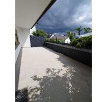 Renovierte 4-ZKB, Garage, XXL-Terrasse, neue Küche, mit Garten - Lemgo