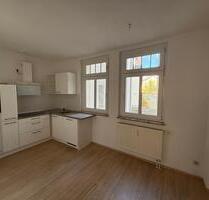 Traumhafte 3-Raum-Wohnung im Zentrum mit Balkon, Stellplatz und Schloß-Blick - Greiz