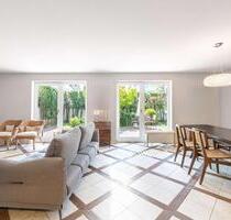 Familienfreundliches Einfamilienhaus mit Garten, Kamin und Wellnessbereich - München Pasing-Obermenzing