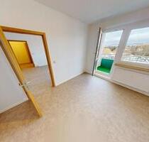 Modernisierte 2-Raum-Wohnung mit Balkon - Chemnitz Adelsberg