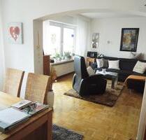 FÜR MAX. 2 PERS: RUHIGE 2,5 ZI-WOHNUNG MIT SÜDBALKON IN BESTLAGE - Bad Neuenahr-Ahrweiler