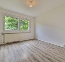 Hier wird gerade fleißig renoviert - Deine neue 2-Zimmer-Wohnung im Erdgeschoss bei GCP! - Chemnitz Markersdorf