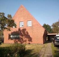 Einfamilienhaus mit viel Platz und großem Garten - Wesselburen