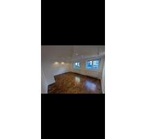 Gehobene 3 Zi Wohnung in Stuttgart Ost mit Garten