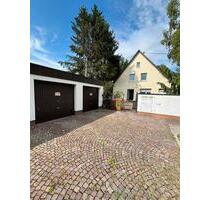 Großzügiges EFH mit Garten in Augsburg