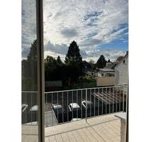 Zwei Zimmerwohnung schön hell kernsaniert - Solingen