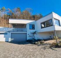 Einfamilienhaus im „zeitlosen Baustil“ mit Einliegerwohnung - Bad Kissingen