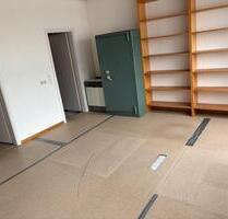 Büroraum mit angrenzendem Keller oder Lagermöglichkeit - Freudenstadt