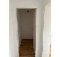 Eigentumswohnung - 560.000,00 EUR Kaufpreis, ca.  82,00 m² in Gröbenzell (PLZ: 82194)