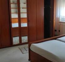 85 qm Wohnung - 550,00 EUR Kaltmiete, ca.  85,00 m² in Hof (PLZ: 95028) Altstadt