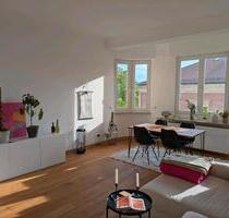 Großzügige Wohnung bietet exklusives Wohnen in zentraler Lage - Nürnberg Gärten hinter der Veste