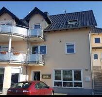 Großzügige 4-Zimmer-Wohnung in bester Lage zu vermieten - Ehringshausen