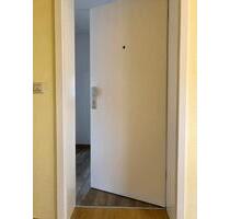 Ruhige 2-Raum-DG-Whg. zu vermieten, zentrale Lage, Mühlenstrasse - Malchow