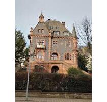 Exklusive Dachgeschosswohnung im Herzen von Marburg !