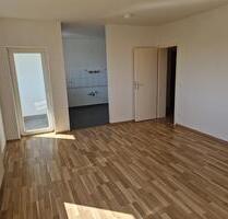 Ruhige 2-Zimmer-Wohnung mit Ausblick ins Grüne - Bergneustadt