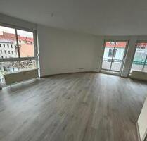 Einbauküche, Balkon und 3 Zimmer Innenstadtlage - Merseburg